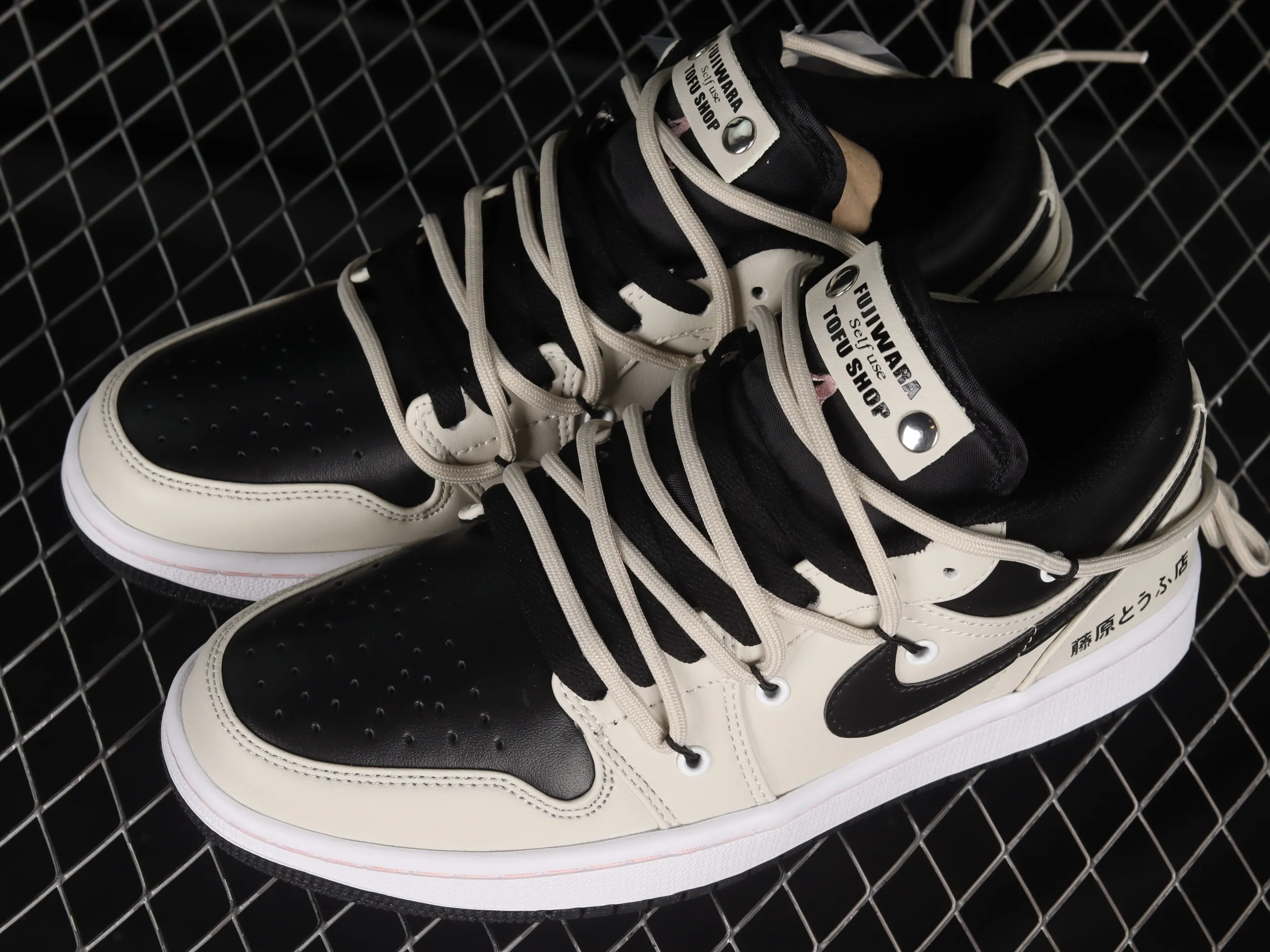 All categories Air Jordan Jordan series basketball shoes Air Jordan 1 Low Z version Air Jordan 1 Low AJ1 Joe 1 customized version Vibe flavor deconstruction Sports culture basketball shoes 553558-062